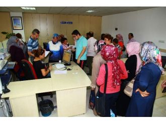 Büyükşehir’den Öğrencilere Öğrenim Yardımı