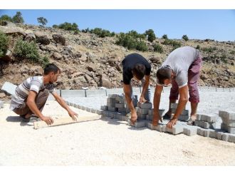 Şehitkamil Seymenli Mahallesi’nde Yolları Yeniliyor