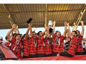 Seferihisar’da Plajın Yeni Kralı İztur