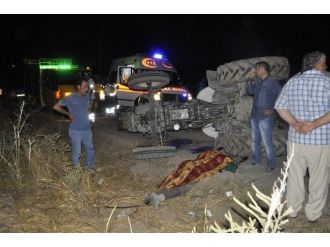 Devrilen Traktörün Altında Öldü
