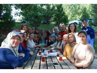 Milletvekili Enç, Piknikçileri Ziyaret Etti