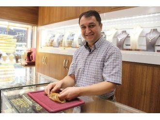 Altını Olanlar Sarraflara Koştu