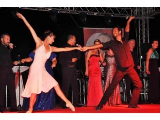 Fethiye’deki Yaz Galasında ’Su Voices’ Sahne Aldı