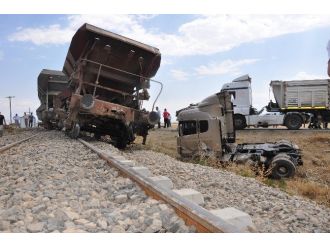 Hemzemin Geçitte Kaza: 1 Yaralı