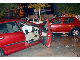 Karamürsel’de Zincirleme Trafik Kazası: Üç Yaralı