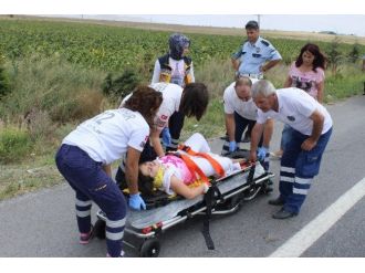 Bir Otomobilde 7’si Çocuk 9 Yaralı