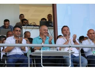 Şampiyon 3 Puanla Başladı