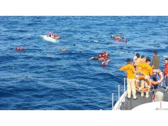 Sahil Güvenlik 783 Göçmeni Ölümden Kurtardı