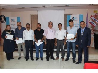 Girişimci Gençler Sertifikalarını Aldı