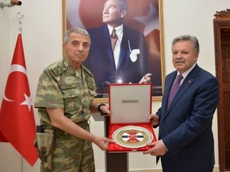 Jandarma Genel Komutanı Galip Mendi Erzincan Valiliğini Ziyaret Etti