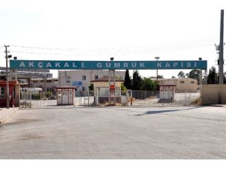 Mülteciler Sınır Kapısının Açılmadığını Öğrenince Geri Döndü
