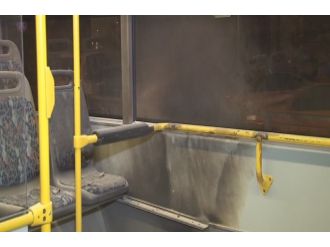 İstanbul’da Yolcu Otobüsüne Molotoflu Saldırı