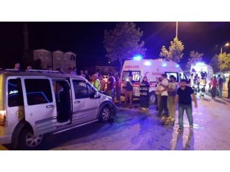 Düzce Akçakoca Karayolunda Kaza; 4 Yaralı