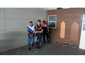 Üzerinden Sahte Polis Rozeti Çıktı