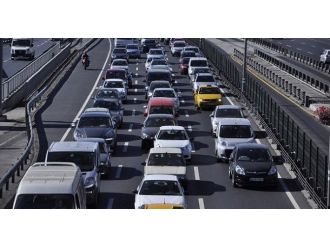 Aydın’da Araç Sayısı Bir Yılda 25 Bin 451 Artarak 374 Bin 724’e Yükseldi