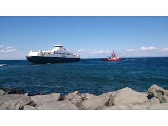 Feribot Denizin Ortasında Arıza Yaptı