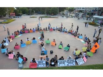 Halkevleri Üyeleri Savaşların Durmasını İstedi