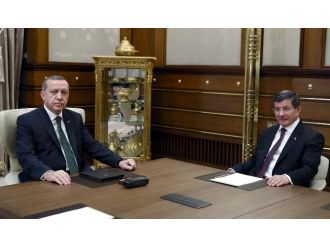 Hükümeti Kurma Görevi Davutoğlu’na