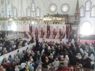 Edremit’te Taç Giydirme Töreni