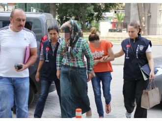 Yeni Doğan Bebeği Çöpe Atanları Özel Ekip Yakaladı