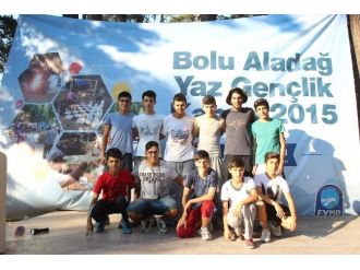 Eyüplü Gençlerden Bolu Kampı’nda Fidan Dikimi