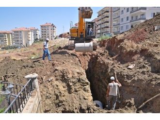 Yağmur Suyu Çalışmaları Devam Ediyor