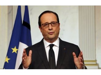 Hollande: Türkiye Işid’le Mücadelede...