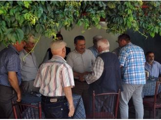 Başkan Tutal Vatandaşlarla Buluşup Taleplerini Dinliyor