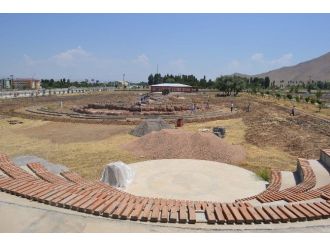 Muş’ta Park Çalışması Devam Ediyor