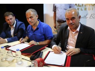 Altınordu’da Memurları Sevindiren İmza