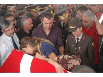 Şehit Astsubay Son Yolculuğuna Uğurlandı