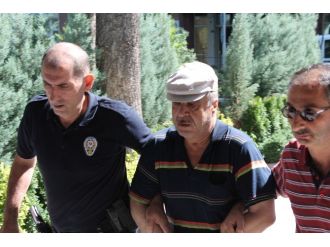 Öz Oğlunu Öldüren Baba Tutuklandı