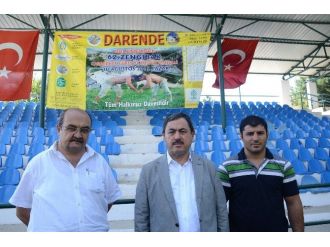 Darende Güreşlere Hazır