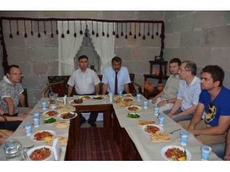 Başkan Gürkan, Satranç Turnuvasına Katılanları Ağırladı