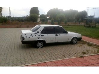 Kastamonu’da Bir Otomobil Kurşunlandı