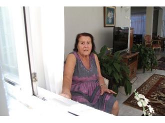 “600 Tl Devlet Yardımı Dağıtıyoruz” Diyerek Yaşlı Kadının Mücevherlerini Çaldılar