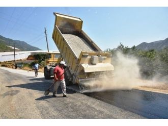 Anamur’da Asfalt Yol Çalışmaları Devam Ediyor