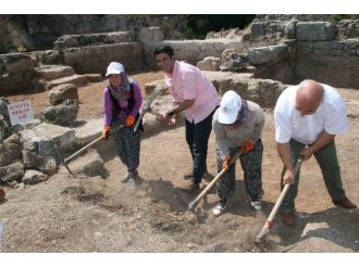 800 Yıllık Evdirhan’da İkinci Etap Kazı Çalışmaları Başladı