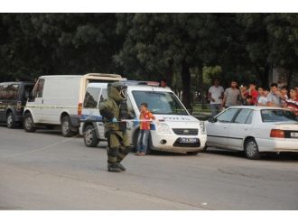 Trafo Kabini Önüne Bırakılan Ayakkabı Kutusu Polisi Alarma Geçirdi