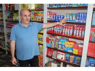 Okulların Geç Açılacak Olması Kırtasiyecileri Olumsuz Etkiledi