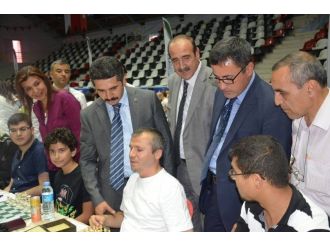 3. Uluslararası Altın Kayısı Satranç Turnuvası Başladı