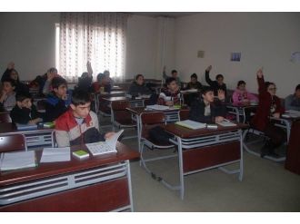 Eğitim Destek Evi’nde Okuyan 127 Öğrenci Farklı Liselere Yerleşti