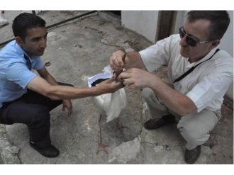 Yaralı Leylekleri Belediye Görevlileri Tedavi Etti