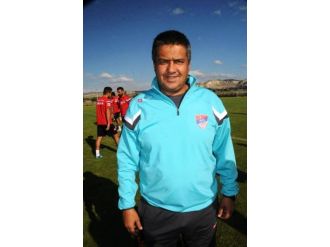 Niğde Belediyespor Teknik Direktörü Tokatlı, Takımın Durumunu Değerlendirdi