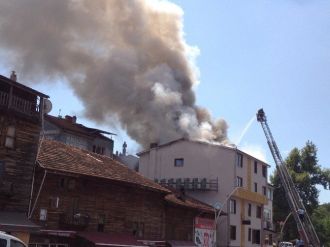 Bartın’da Korkutan Otel Yangını