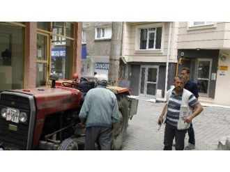 Traktörünün Çalındığını Sanarak Polise Gitti