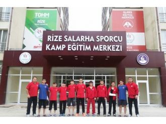 Sessiz Şampiyonların Gözü Yükseklerde