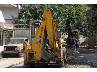 Zeytinlik Caddesi’ne 450 Metrelik Yağmursuyu Kanalı