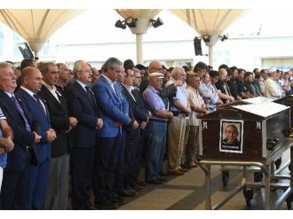 Kılıçdaroğlu, Özgür Gürbüz’ün Cenaze Namazına Katıldı
