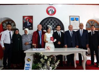 Şehit Kızı İle Gazi Oğlu Nikâhlandı